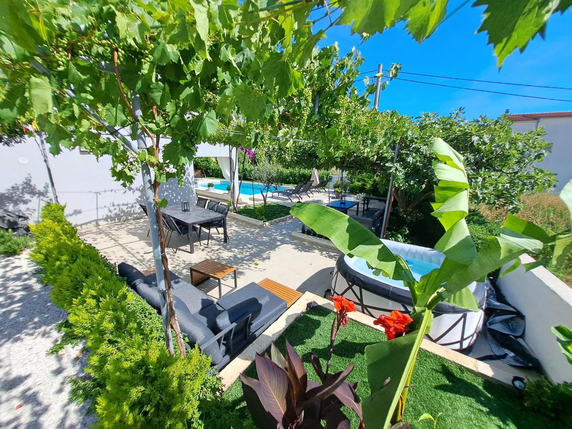 Paulina Harmony Rooms Seget Vranjica Exterior photo