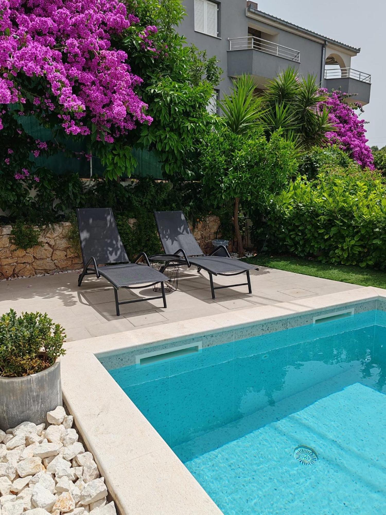 Paulina Harmony Rooms Seget Vranjica Exterior photo